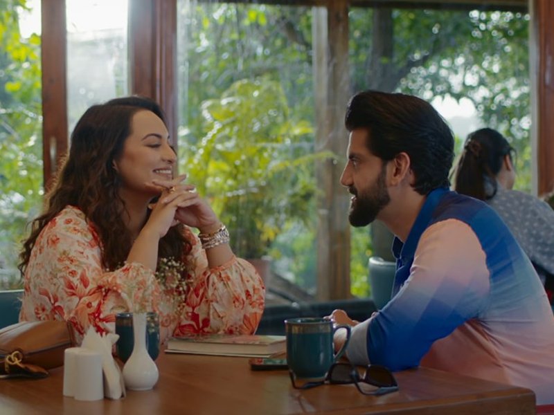सोनाक्षी सिन्हा और जहीर इकबाल की 'तू है मेरी किरण' का ट्रेलर रिलीज, एकतरफा प्यार बनेगा खतरनाक जुनून