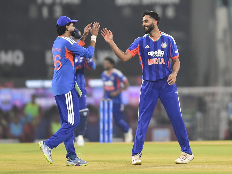 सिर्फ 9 दिनों में वनडे और टी20 फॉर्मेट में डेब्यू, अब न्यूजीलैंड दौरे पर भी होगी नमन धीर से आस