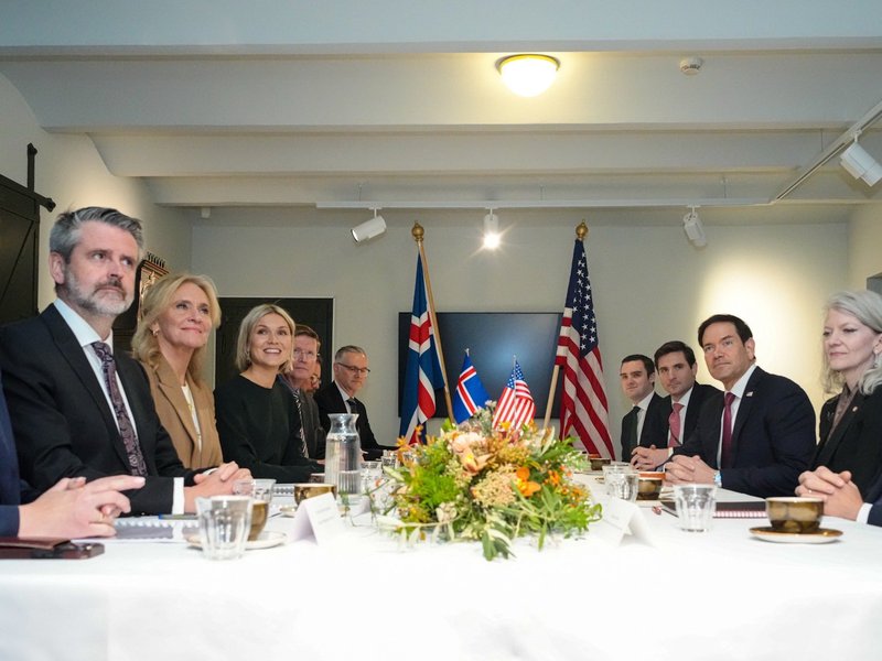 US open to expanding security role in Iceland