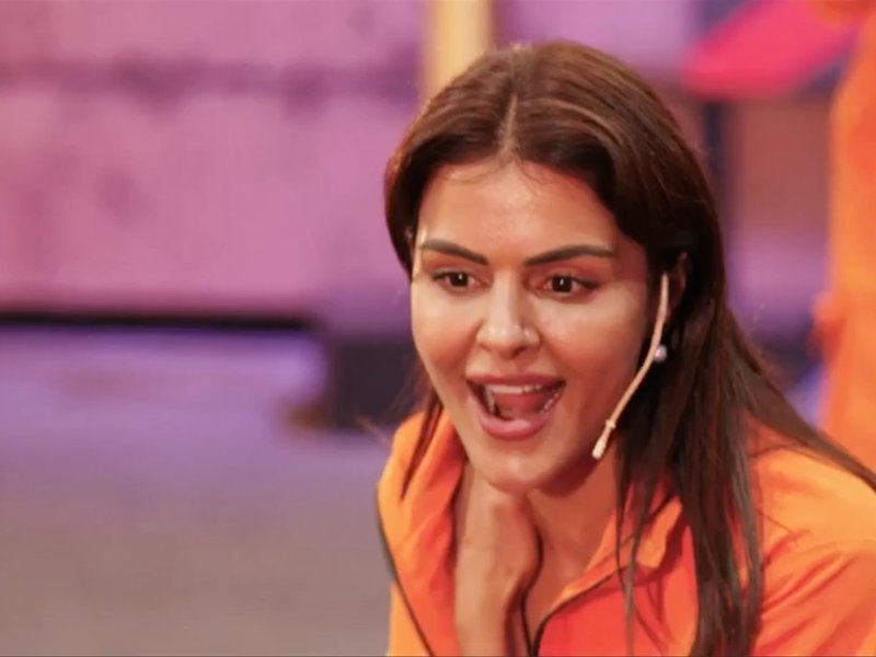 Swara Bhaskar lashes out at Priyanka Chahar Choudhary, says ‘no amount of makeup or clothes can hide her inherent ugliness’