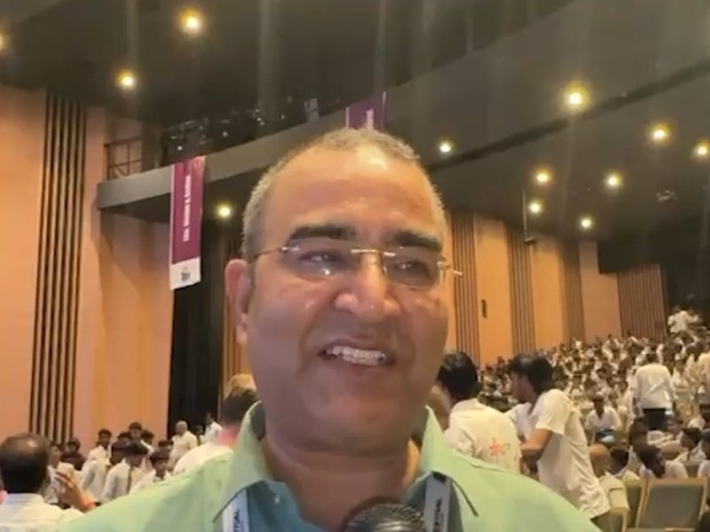 वाराणसी में दो दिवसीय 'नमो बुक फेस्ट' का आगाज, पीएम मोदी पर लिखी 500 से अधिक किताबें एक छत के नीचे प्रदर्शित