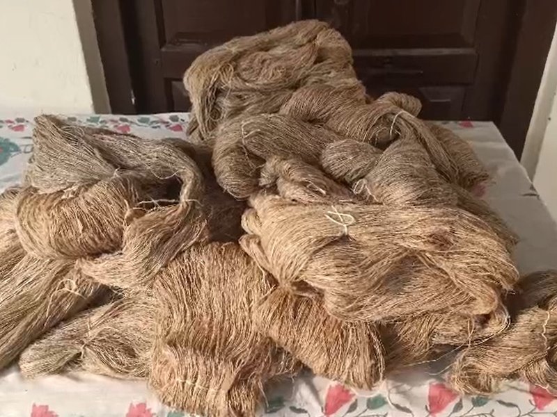 कुमाऊं में महिलाओं ने शुरू की रेशम धागे की कताई, 'ब्रांड उत्तराखंड' को नई पहचान की उम्मीद