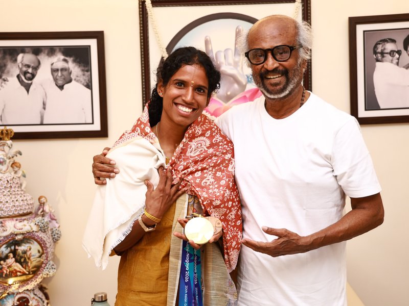 Rajinikanth meets star athlete Vithya Ramraj in person; congratulates her for her performance in Asian Games (Photo: IANS/PR)