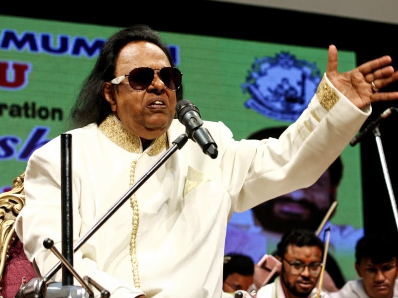 आंखों की रोशनी नहीं थी, फिर भी संगीत की दुनिया को रोशन कर गए रविंद्र जैन