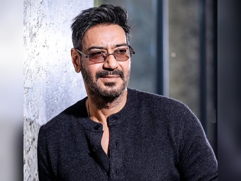 Ajay Devgn, Viineet Kumar Siingh express grief over demise of Nana Patekar