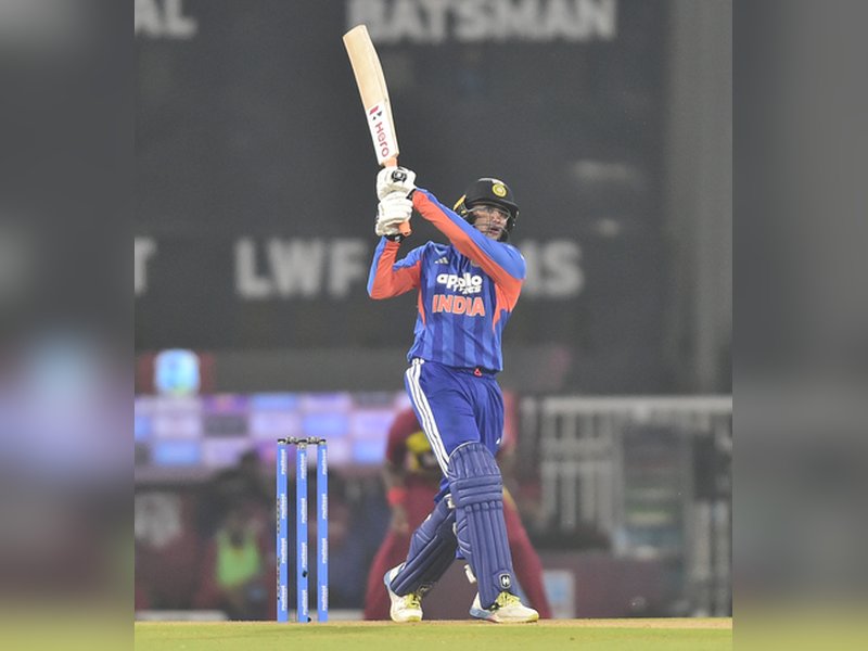 अभिषेक शर्मा के निशाने पर सूर्यकुमार यादव का रिकॉर्ड, रांची टी20 में हासिल कर सकते हैं खास उपलब्धि 