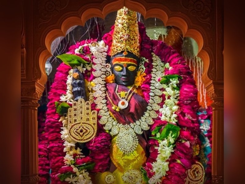 51 शक्तिपीठों में शामिल हैं यूपी के ये पावन धाम, जानिए कहां और किस रूप में विराजती हैं माता