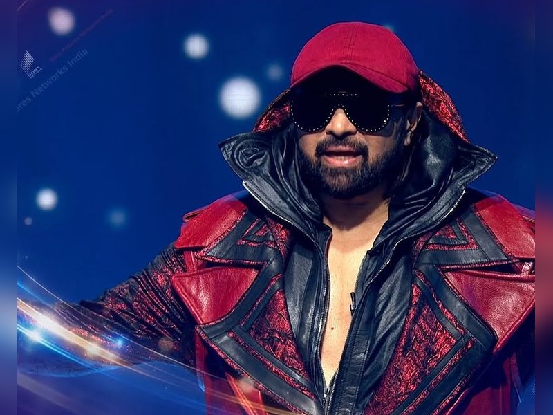 Himesh Reshammiya wishes Big B ahead of his 84th birthday: Biggest superstar Indian screen has ever seen (Photo: PR)