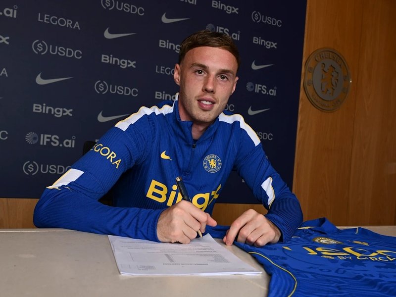 Cole Palmer extends Chelsea's stay with deal until 2034. Photo credit: Chelsea FC