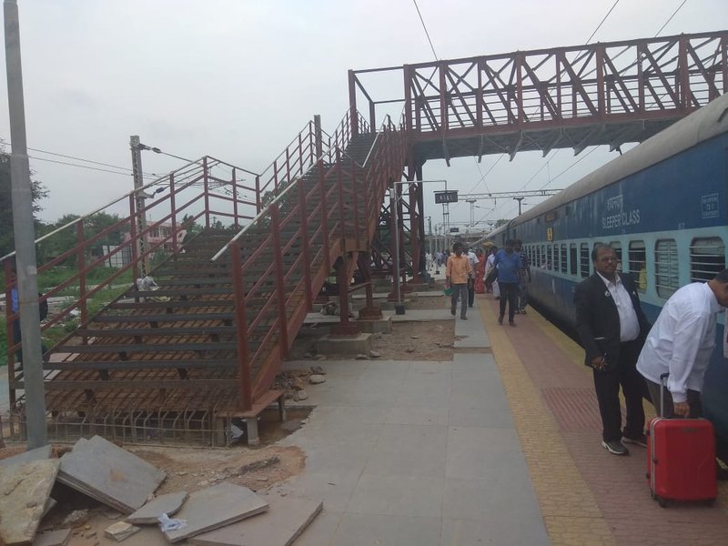 भारतीय रेलवे में नौकरी का बड़ा मौका, युवा स्नातकों के लिए 3,584 पदों पर भर्ती