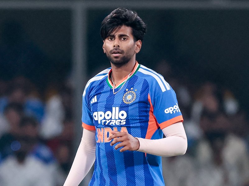Mayank Yadav must back pace with execution of plans in T20Is in New Zealand, says fo0rmer bowling coach Bharat Arun. Photo credit: IANS 