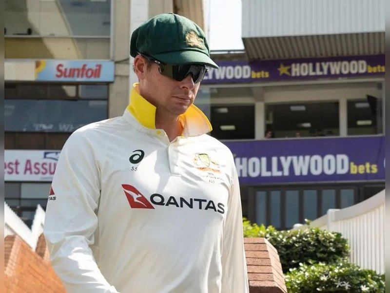 Smith returns to field for final day of Durban Test after concussion scare