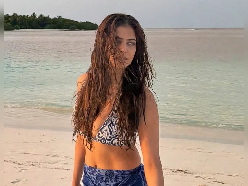 Malavika Mohanan calls herself a 'closeted island girl' as she overcomes her fear of ocean