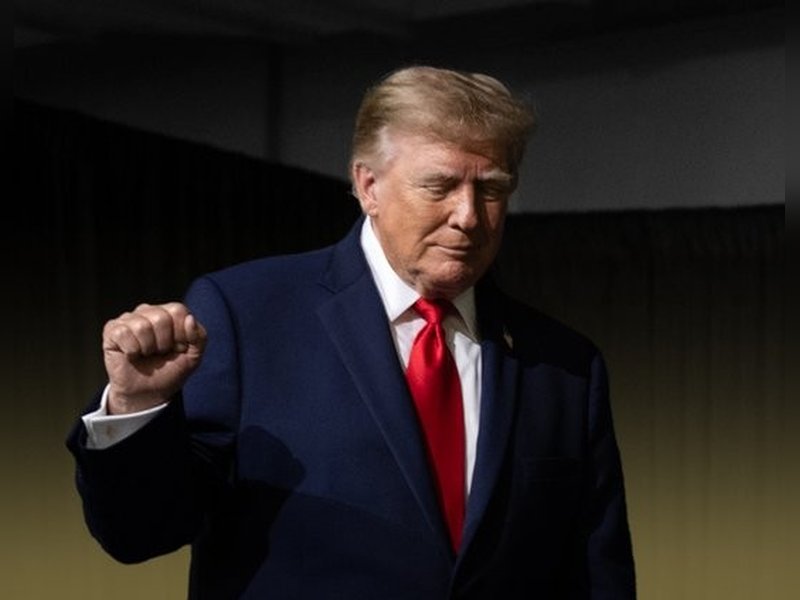 Trump promises $5,000 to every adult if Republicans win Congress