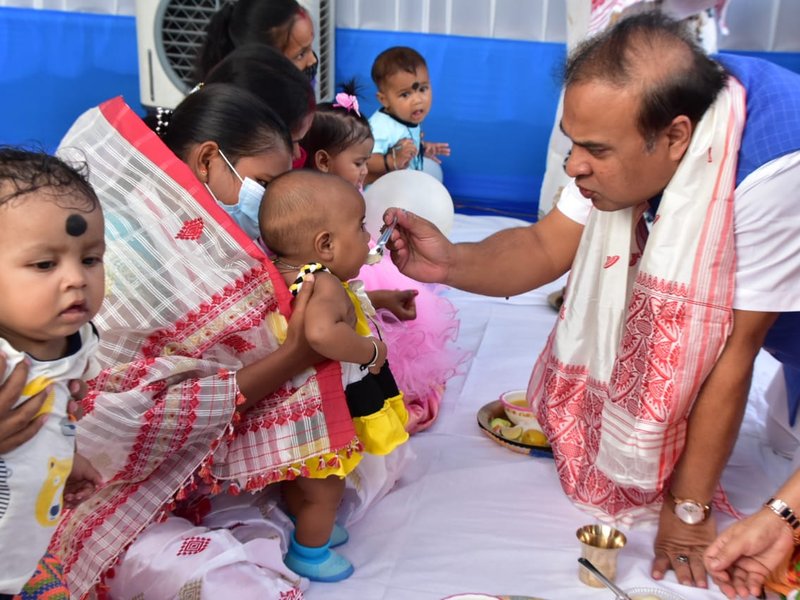 नवरात्रि में मां कुष्मांडा की पूजा को असम में एनीमिया और कुपोषण के खिलाफ अभियान से जोड़ा: हिमंत बिस्वा सरमा 