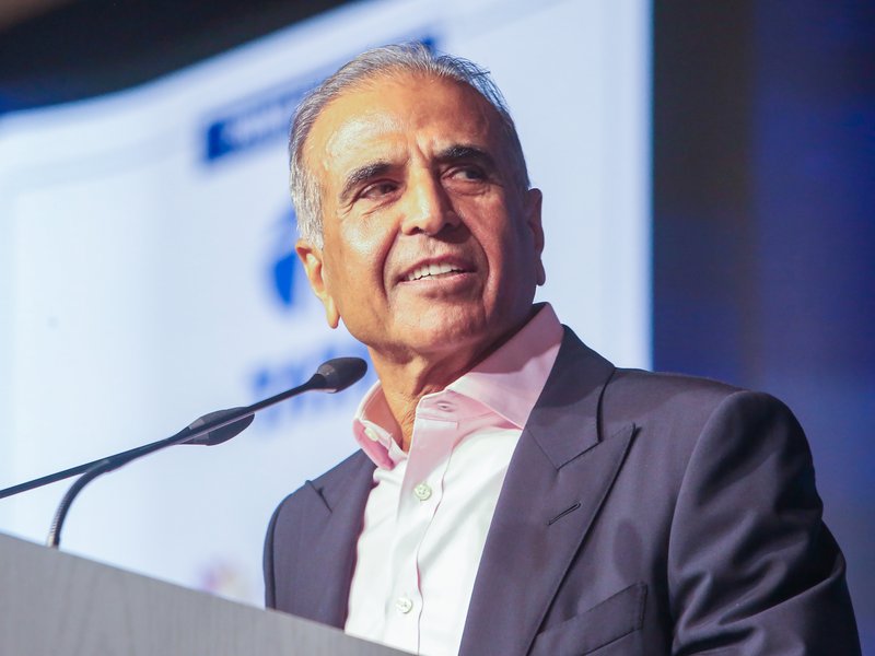 OneWeb should get India approval before Starlink, we applied 5 years earlier: Sunil Mittal