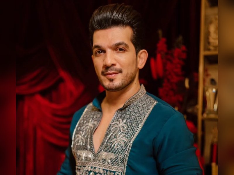 Arjun Bijlani, Neha Swami Bijlani issue statement on controversy over her outfit with text referring to Prophet Muhammad