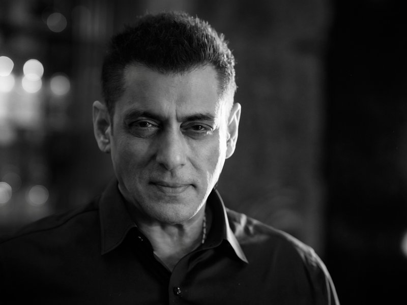 Salman Khan lauds Ranbir Kapoor, Ranveer Singh on 'Koffee With Karan': Both are fantastic actors 