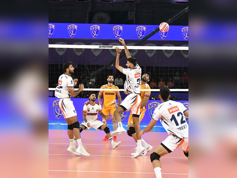 VCL: Ayodhya Garjan dominate Emperia Marathas, Haryana Hurricanes edge Hoogly Hitters 