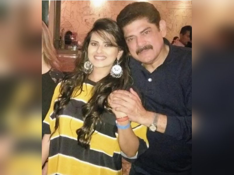 Kratika Sengar remembers father-in-law Pankaj Dheer on his first death anniversary