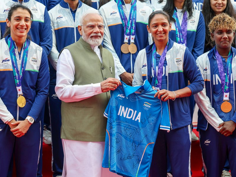 'महिलाओं के जीते 38 पदक नए भारत की तस्वीर', पीएम मोदी ने देश की बेटियों की सफलता को सराहा