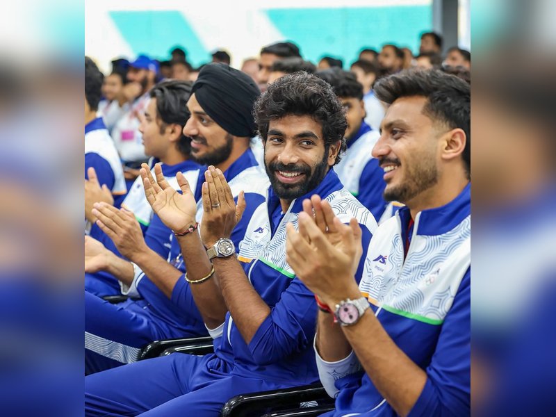 ‘India’s three best Asian Games performances came in the last 12 years’: Union Sports Minister Dr. Mansukh Mandaviya hails Prime Minister Narendra Modi during an interaction with Asian Games 2026 medallists in New Delhi on Thursday. Photo credit: IANS 