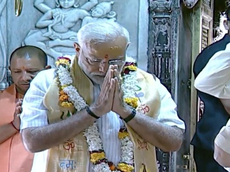 'हे जगदंबिके! संसार में भला ऐसा कौन-सा शब्द है, जो आपकी स्तुति नहीं है', पीएम मोदी ने साझा किया सुभाषित