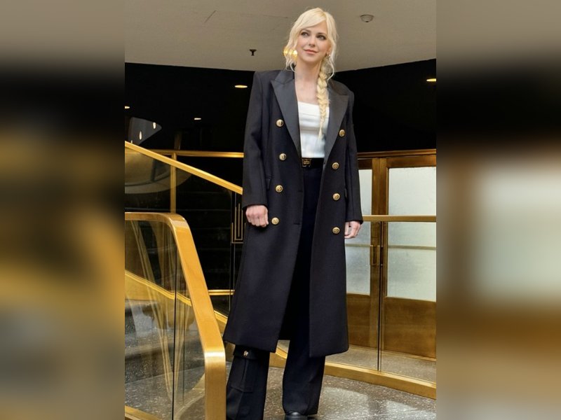  Anna Faris’ talks about sobriety after Chuck Lorre's memoir comments about her exit from ‘Mom’