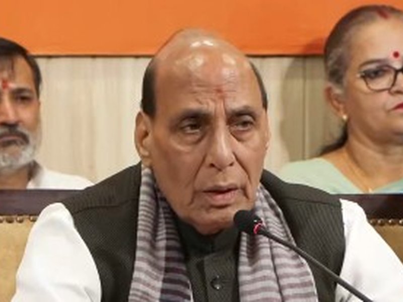 ‘Respect people's mandate, introspect on his political role’: Rajnath Singh advises Rahul Gandhi