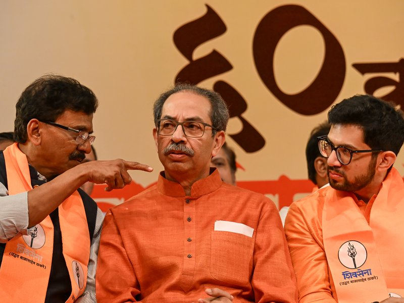 Thane court to hear Rs 2,000 crore defamation suit against Aaditya, Uddhav Thackeray, Sanjay Raut on Oct 21 (Photo: IANS)