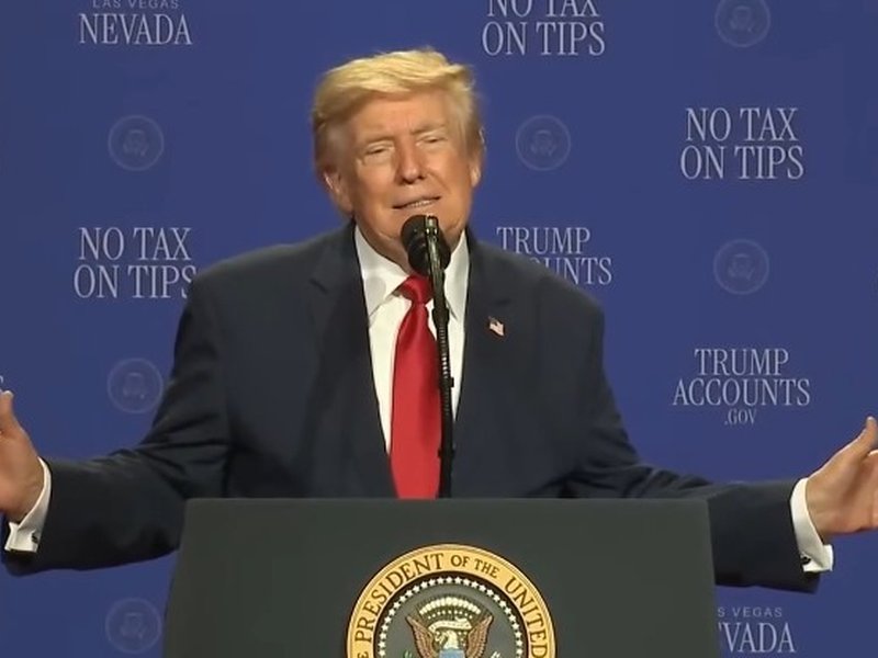 Trump warns Democratic victory in midterm elections could undo his gains