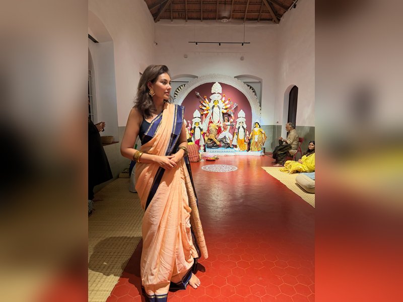 Lisa Ray shares how celebrating Durga Puja in different cities keeps her connected to her Bengali roots