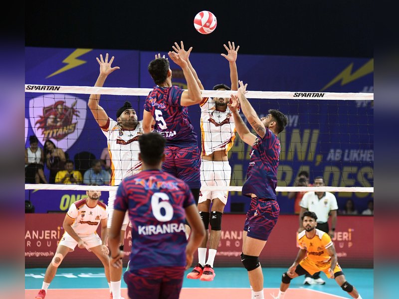 Haryana Hurricanes, Ayodhya Garjan book semi-final spots in VCL