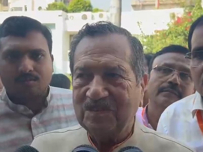 देवी-देवताओं की तस्वीरों का गलत इस्तेमाल करना पाप, विपक्षी नेताओं को इससे बचना चाहिएः इंद्रेश कुमार
