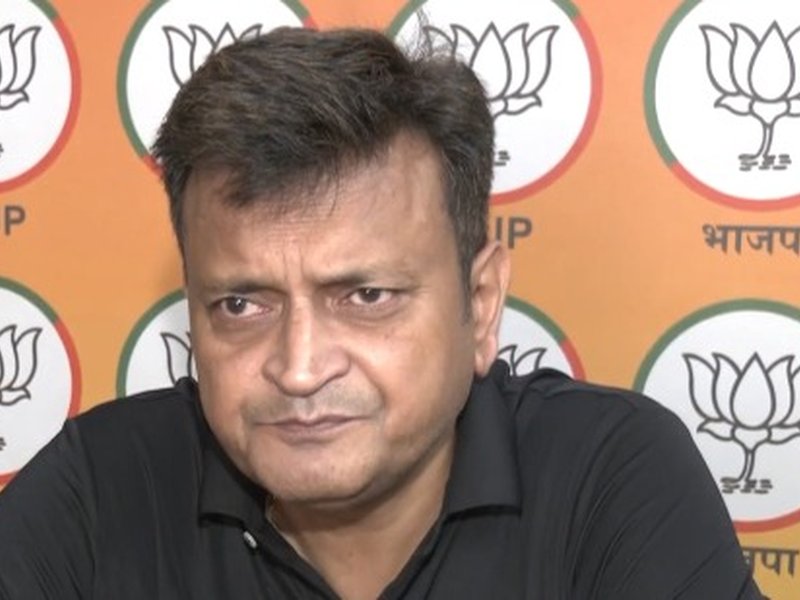राहुल गांधी और उनका पूरा परिवार विदेशी टूलकिट की तरह काम कर रहा: अजय आलोक