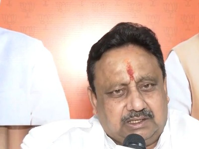 'Whenever there is major event in country, Rahul Gandhi often travels at such times': Praveen Khandelwal
