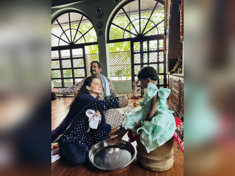 Kangana Ranaut performs Hawan, Kanya poojan on Mahanavratri: May Devi protect us 