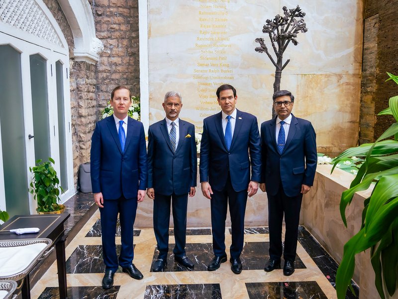 Rubio meets Taj hotel security chief on duty during 26/11 terror attacks