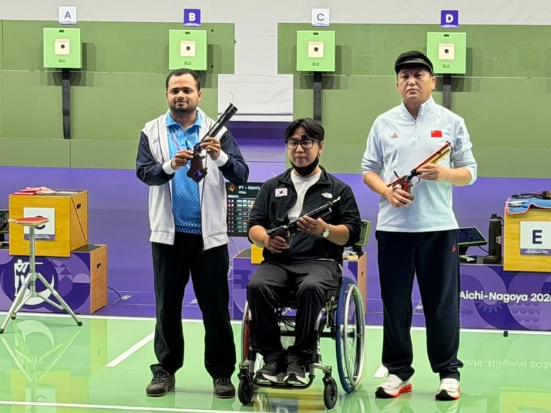 एशियन पैरा गेम्स: मनीष नरवाल ने 10 मीटर एयर पिस्टल एसएच 1 में जीता सिल्वर मेडल, ओलंपिक 2028 का कोटा भी किया हासिल