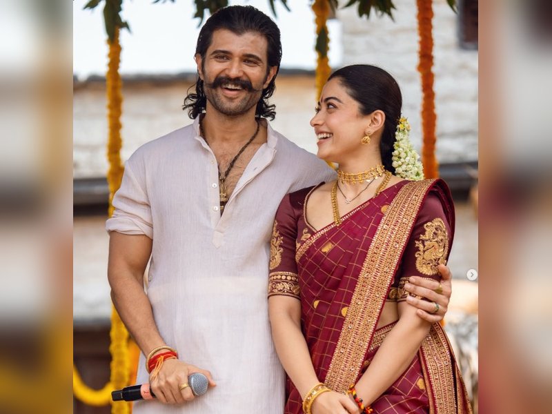 Vijay Deverakonda, Rashmika Mandanna celebrate their first Dussehra together