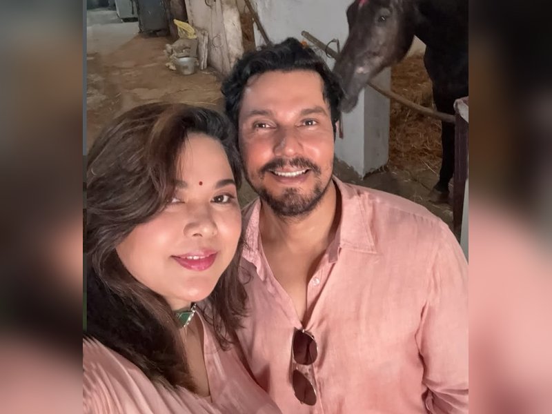 Randeep Hooda & Lin Laishram celebrate their first Dussehra & Ashwa Pooja with daughter Nyomica