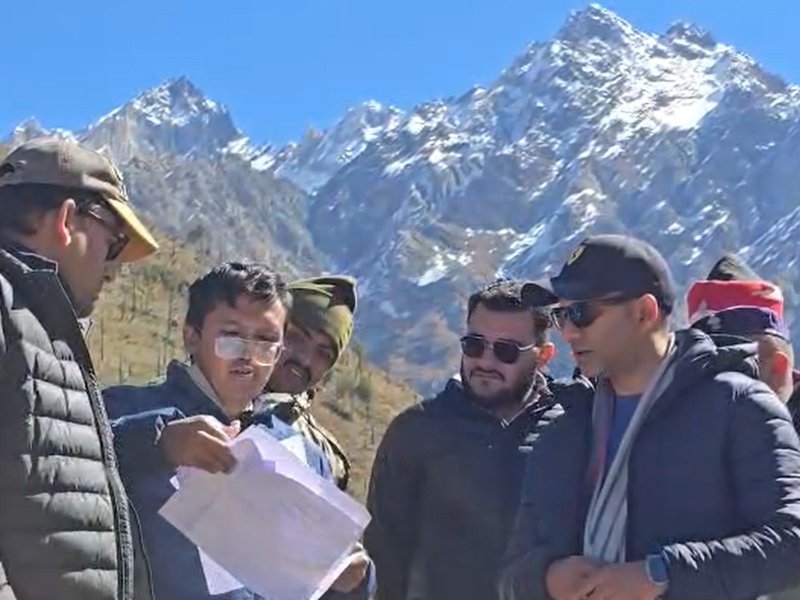 पिथौरागढ़ में आदि कैलाश अल्ट्रा मैराथन 2.0 की तैयारियों का डीएम ने लिया जायजा, 24 से 26 अक्टूबर तक होगा आयोजन 