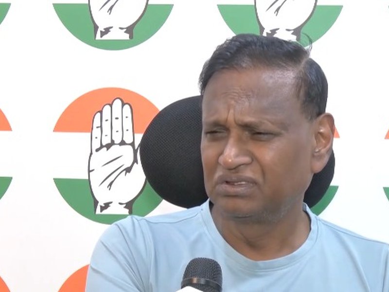 Cockroach effigy row: Congress, BJP accuse CJP of being AAP’s youth wing
