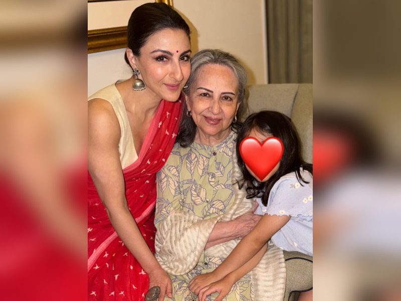 Soha Ali Khan celebrates 'Shakti' in women across generations this Bijoya Dashami