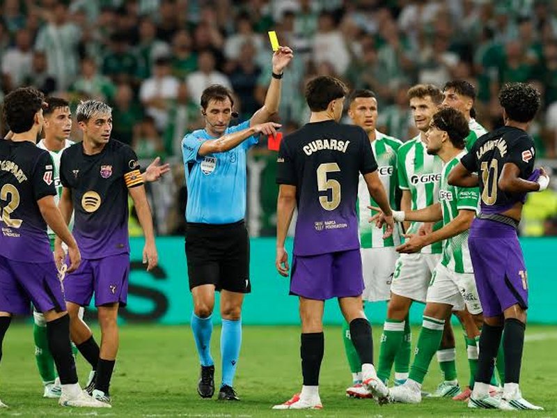 Real Betis midfielder Facundo Bernal handed four-match ban for headbutt incident involving Lamine Yamal. Photo credit: Real Betis/X