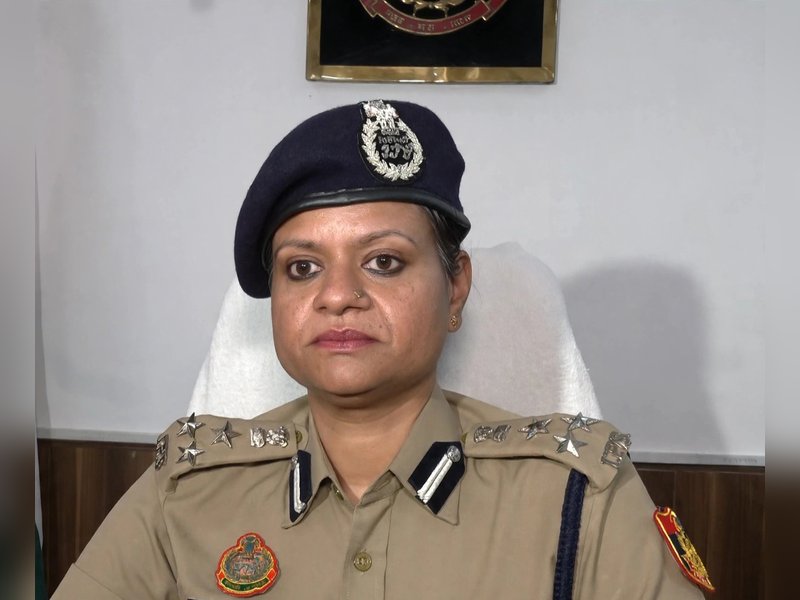 दिल्ली में ग्रैप-1 को लेकर ट्रैफिक पुलिस करेगी सख्ती, पीयूसीसी और पुरानी गाड़ियों पर रहेगी नजर  