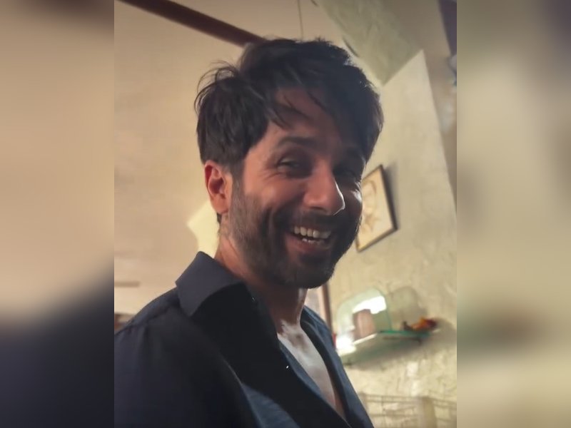 Shahid Kapoor ‘promptly breaks out of character’ after wrapping up ‘Farzi 2’ shoot
