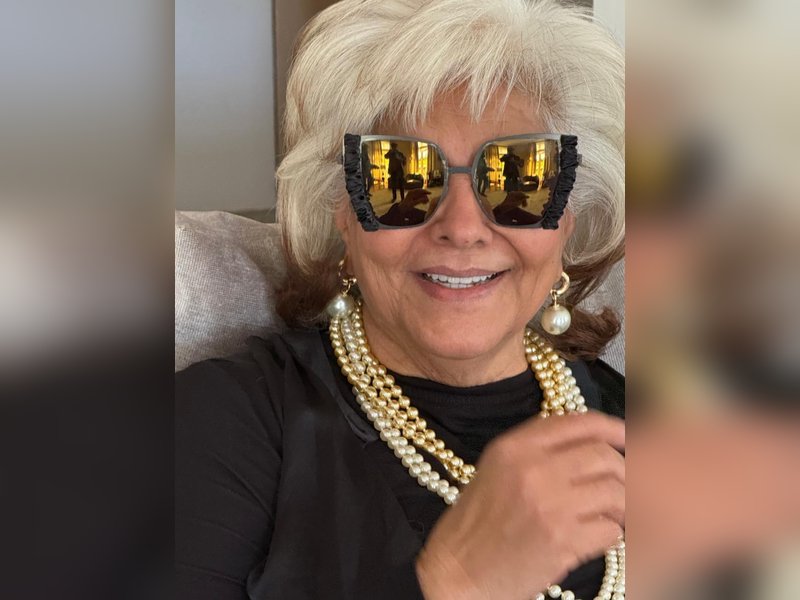 Hrithik Roshan wished 'mama' Pinkie Roshan as she turns 73: There is nobody like you