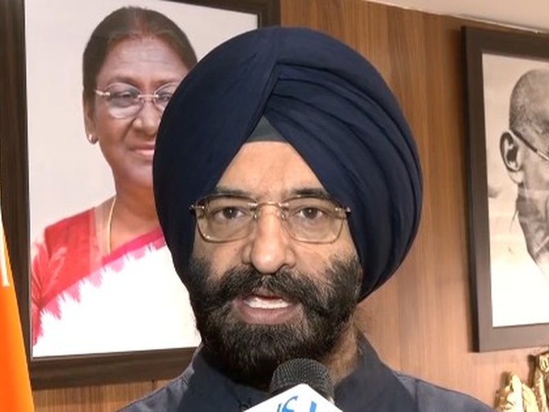 Delhi Minister Sirsa appeals residents to keep polluting vehicles off roads amid poor air quality