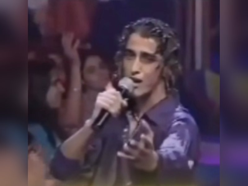 Qazi Touqeer celebrates 21 years of ‘Fame Gurukul’ victory